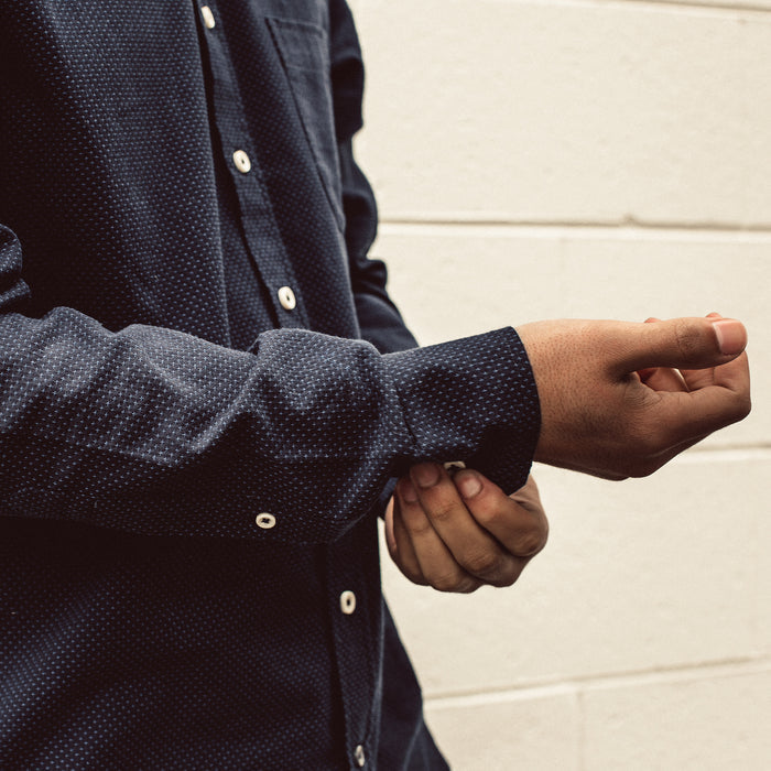 Our fit model wearing The Jack in Cross Jacquard.