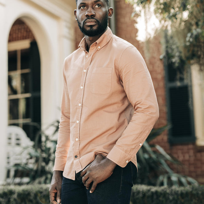 fit model wearing The Jack in Dried Acorn Oxford