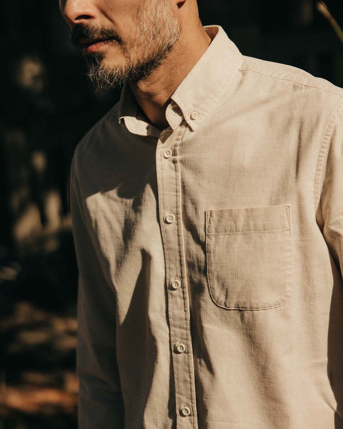 fit model posing in The Jack in Oat Heathered Pincord