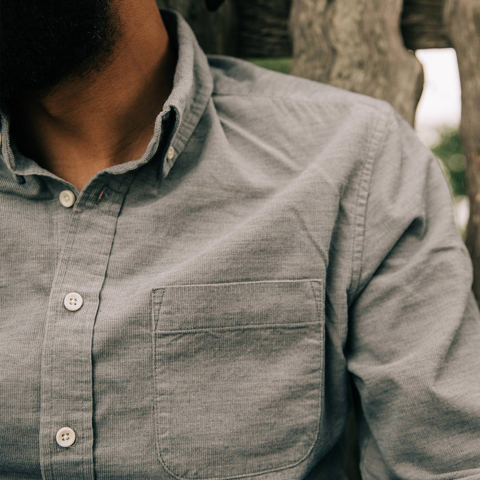 fit model wearing The Jack in Slate Cord, pocket detail