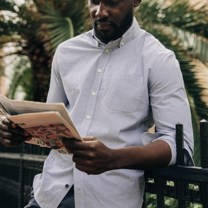 fit model reading in The Jack in Storm Micro Seersucker