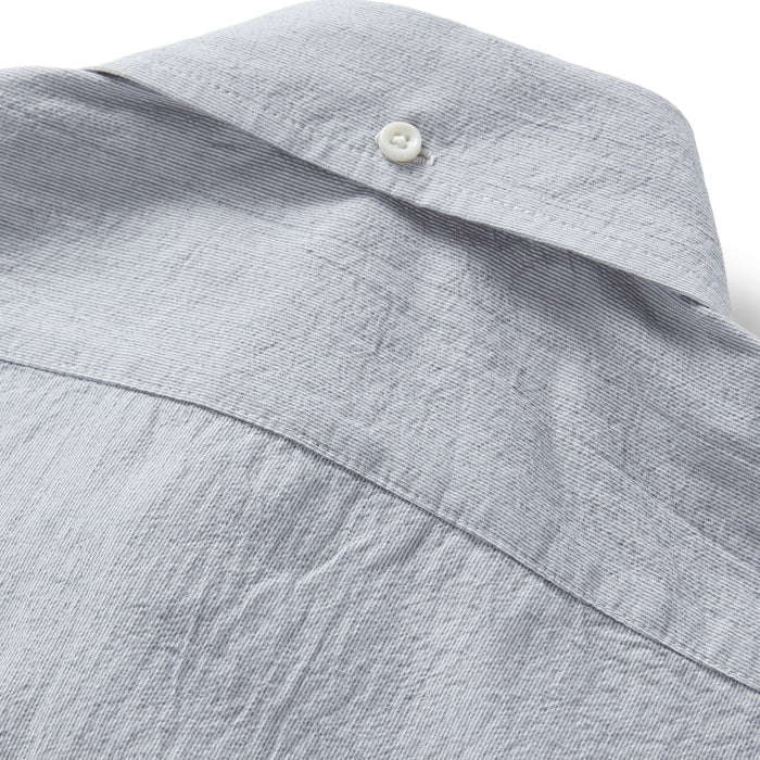 material shot of the back of the collar on The Jack in Storm Micro Seersucker