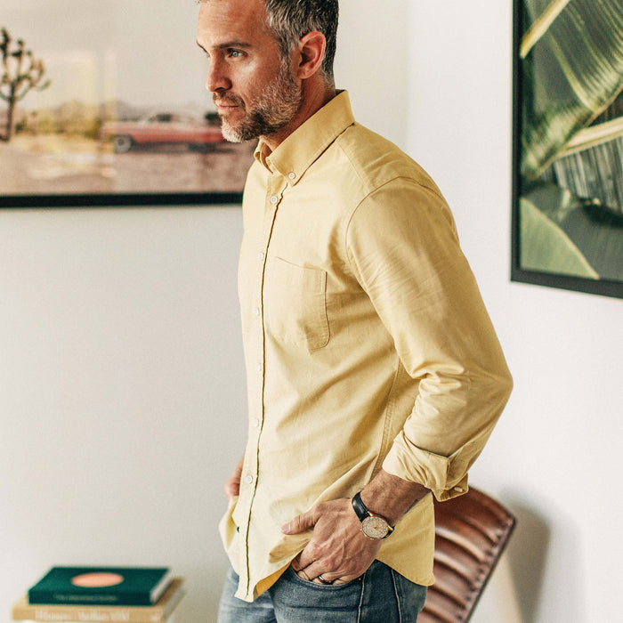 our fit model wearing The Jack in Straw Everyday Oxford