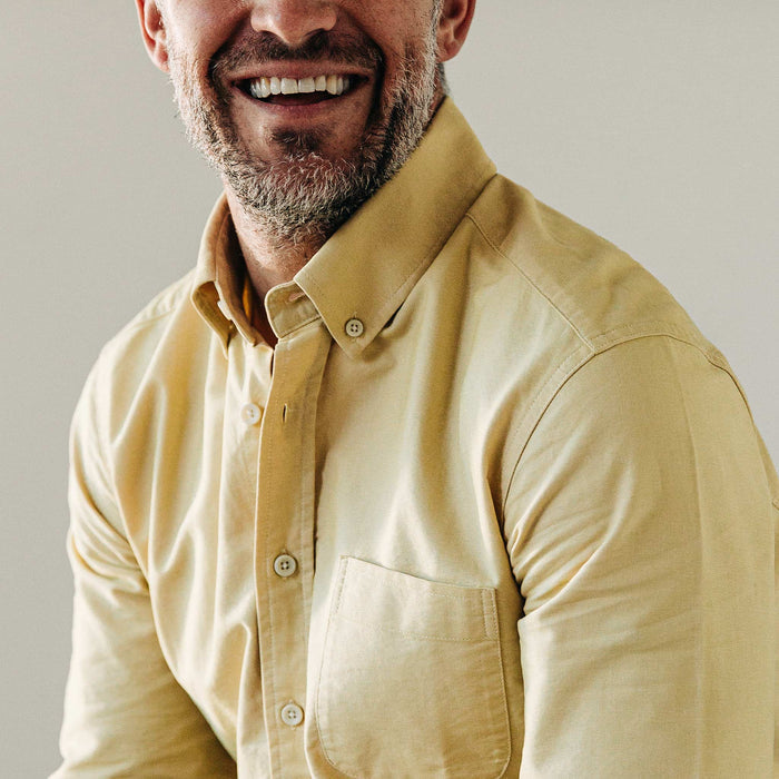 our fit model wearing The Jack in Straw Everyday Oxford
