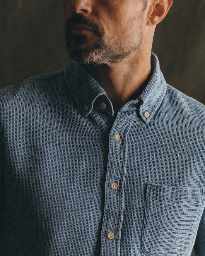 fit model walking wearing The Jack in Washed Indigo Waffle