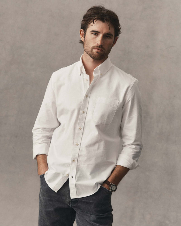 fit model posing in The Jack in White Everyday Oxford