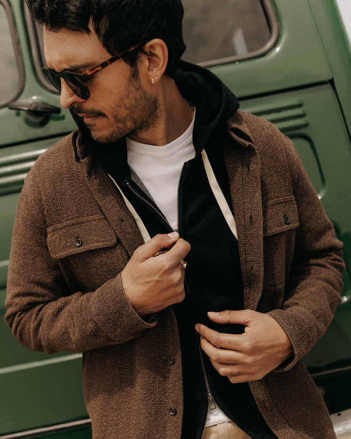 fit model showing off The Ledge Shirt in Black Coffee Linen Tweed