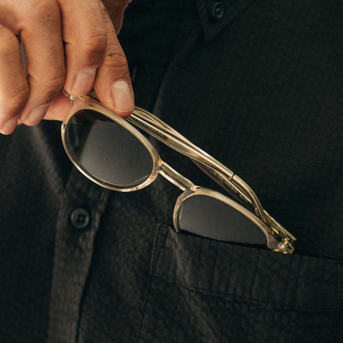 fit model putting The Legend in Crystal into a pocket
