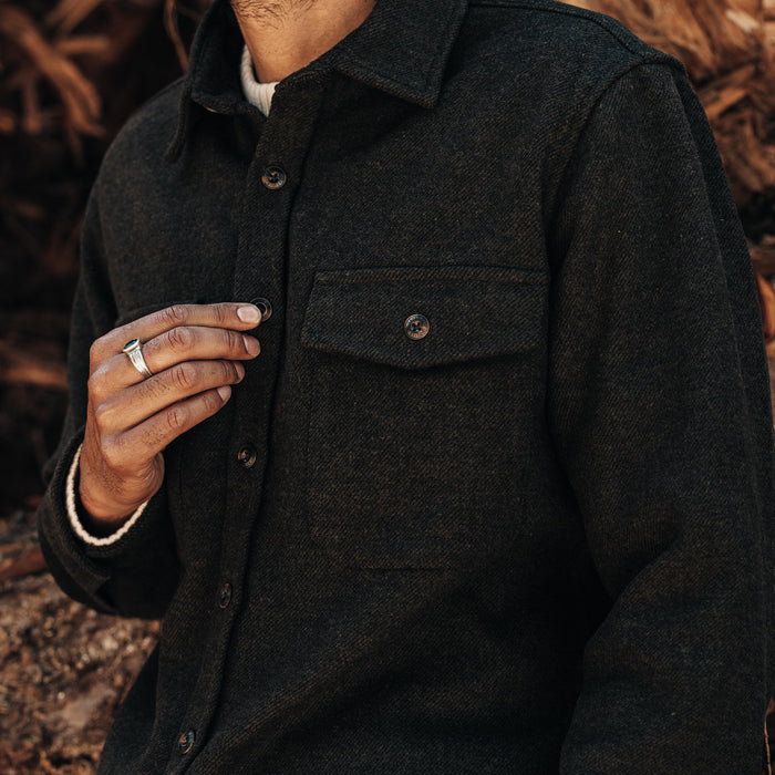 fit model wearing The Maritime Shirt Jacket in Evergreen Twill