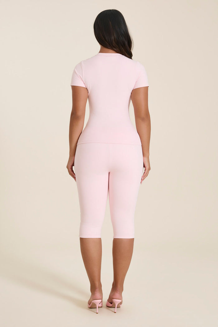The Maryam Capri Leggings in Baby Pink