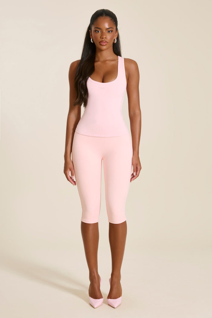 The Maryam Capri Leggings in Baby Pink