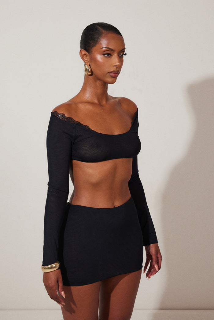 The Nikoli Set in Black