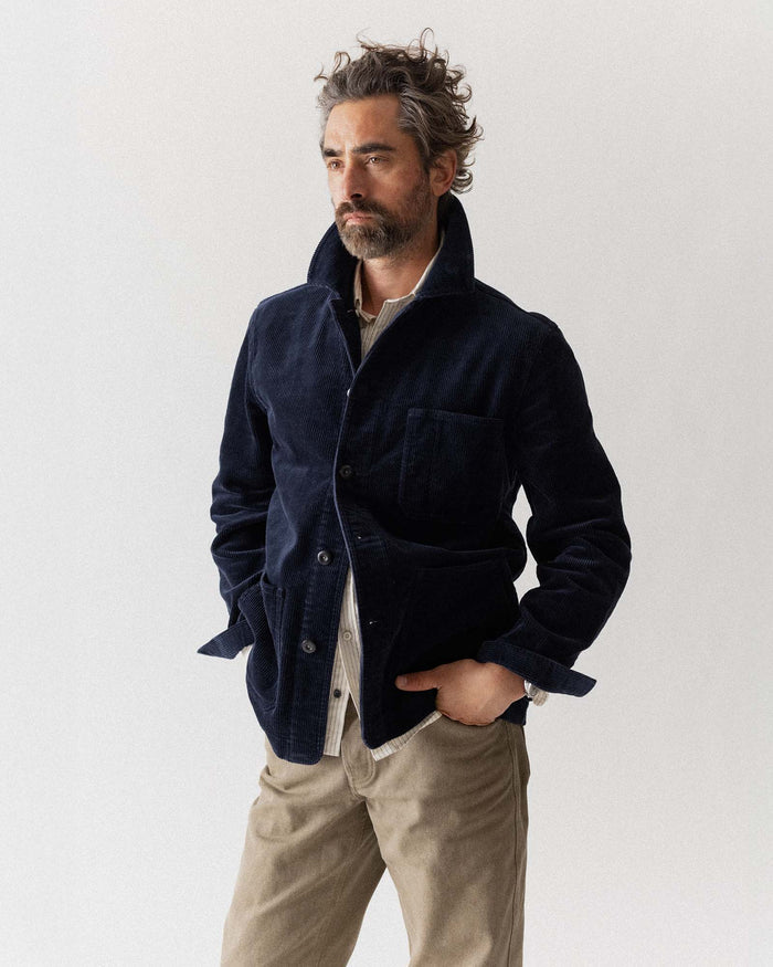 fit model posing in The Ojai Jacket in Dark Navy Corduroy