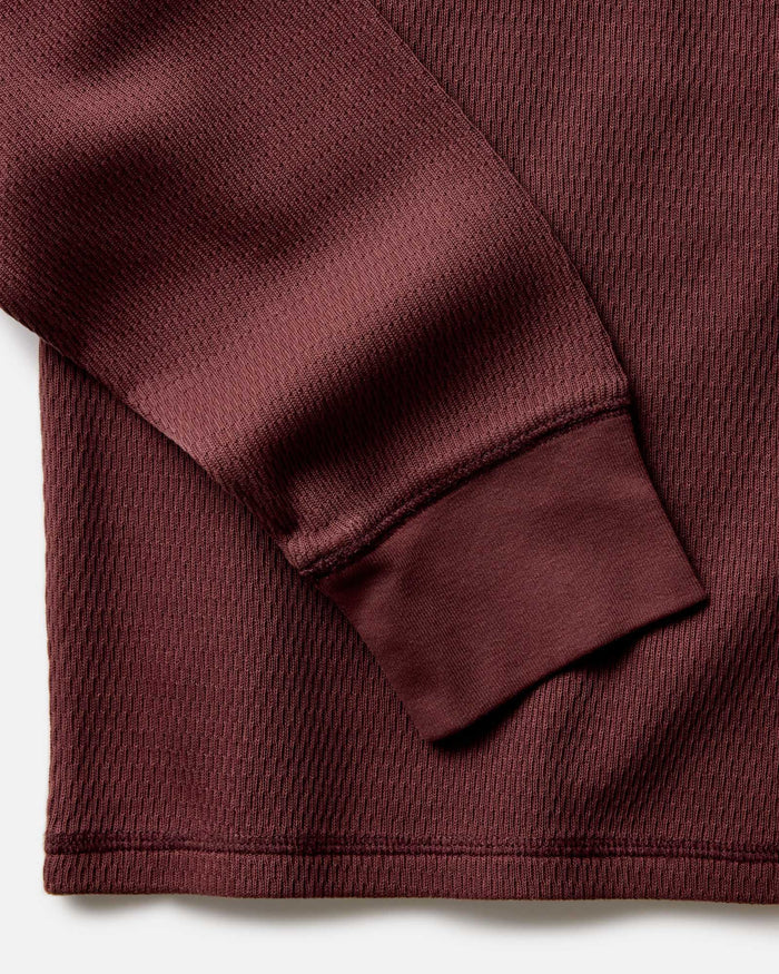 material shot of the collar on The Organic Cotton Waffle Crew in Burgundy