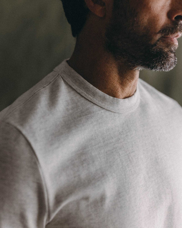 fit model posing in The Organic Cotton Shop Tee in Oat Twist