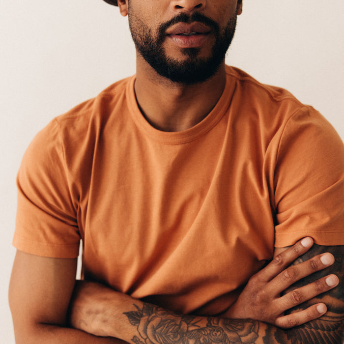 fit model showing off the collar on The Organic Cotton Tee in Adobe