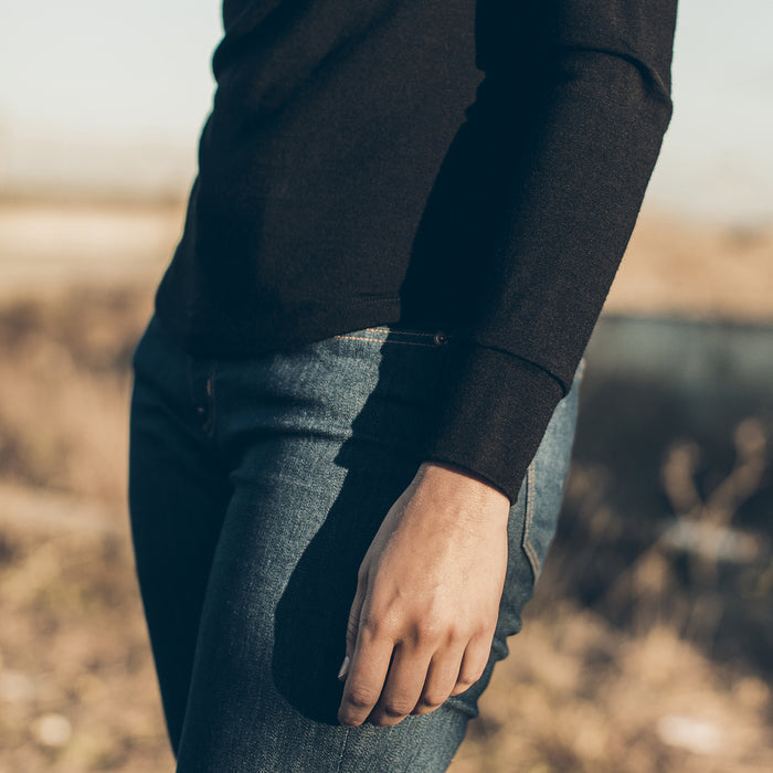 The Peyton Henley in Noir Merino