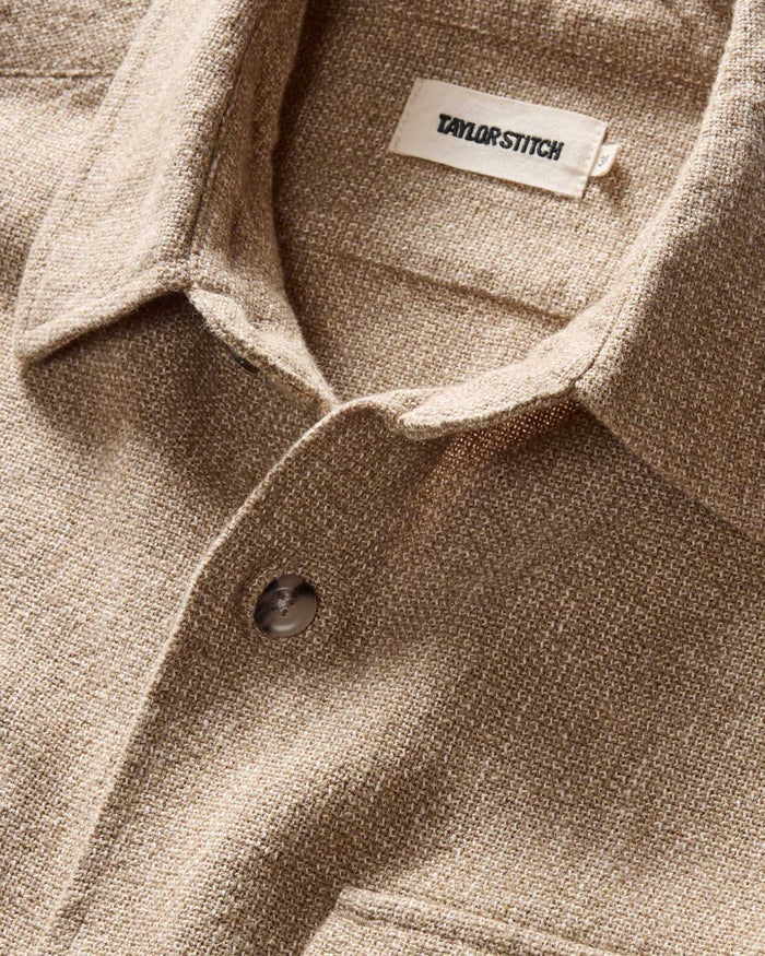 material shot of the collar on The Point Shirt in Heather Oat Linen Tweed