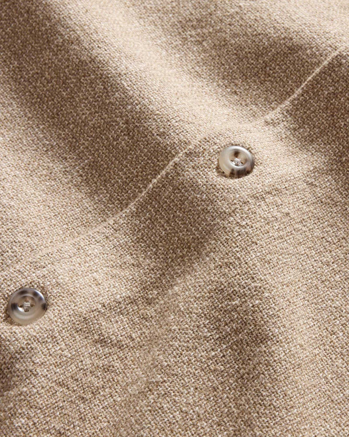 material shot of the buttons on The Point Shirt in Heather Oat Linen Tweed