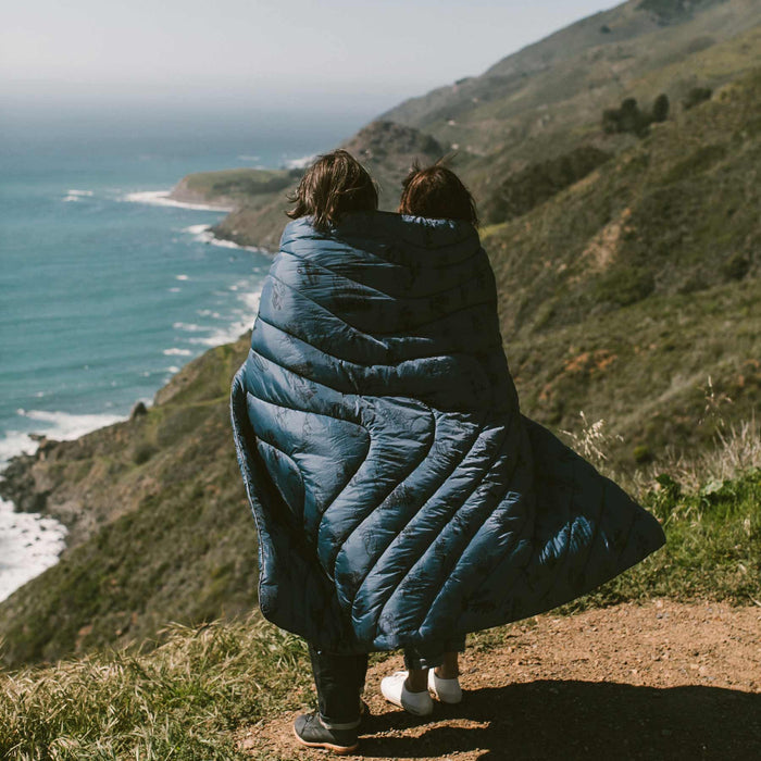 The Puffy Blanket in Aloha