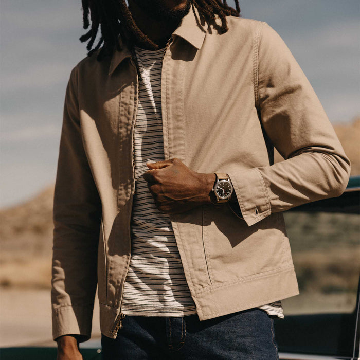 fit model posing in The Shifter Jacket in Baked Soil Canvas