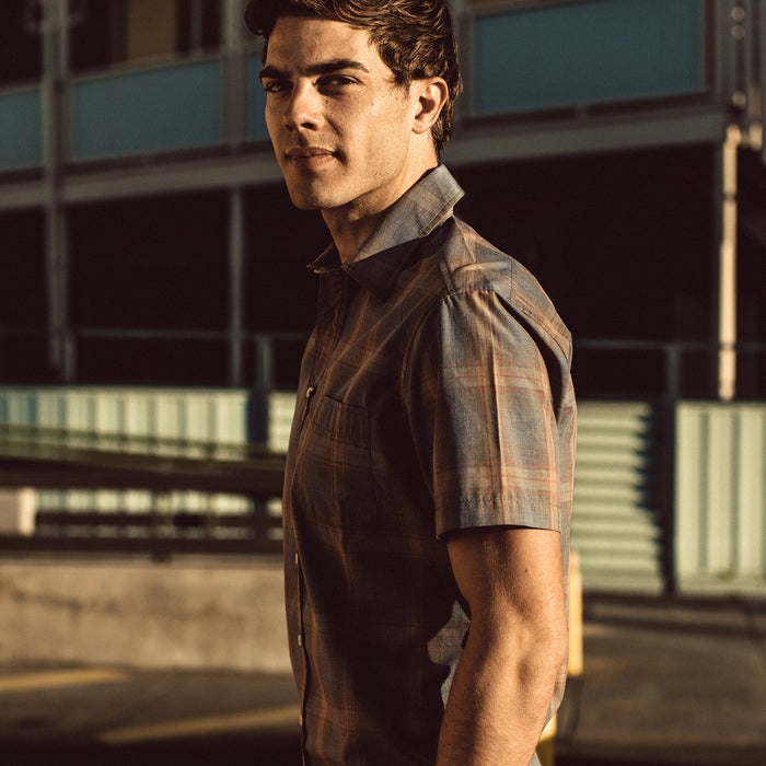Fit model in The Short Sleeve California in Melange Plaid.