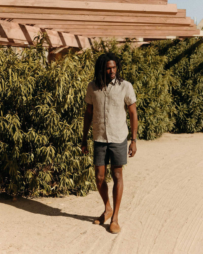 fit model walking wearing The Short Sleeve California in Morel Hemp