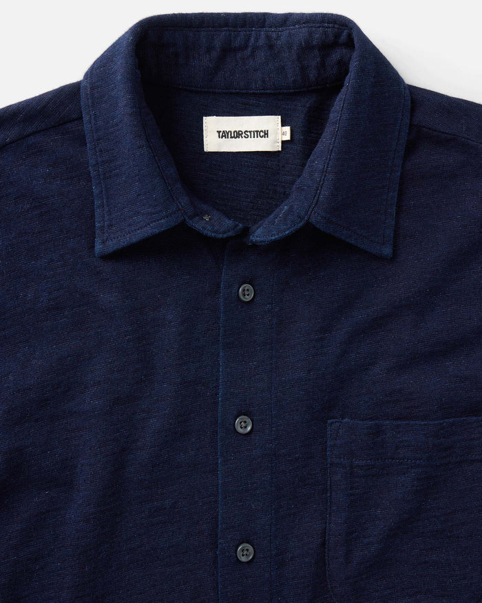 material shot of the collar on The Short Sleeve California in Rinsed Indigo Slub