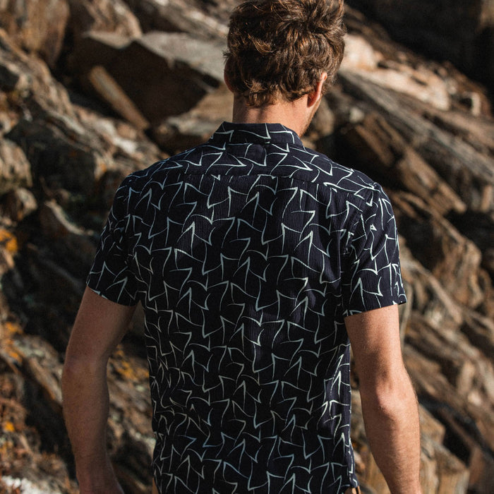 The Short Sleeve Hawthorne in Dark Navy Seagull
