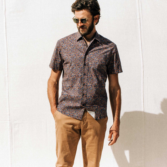 our fit model wearing The Short Sleeve Hawthorne in Flower Field