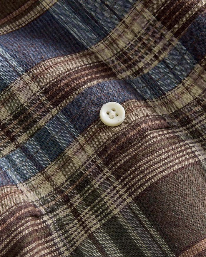 material shot of the buttons on The Short Sleeve Jack in Atlantic Blue Plaid