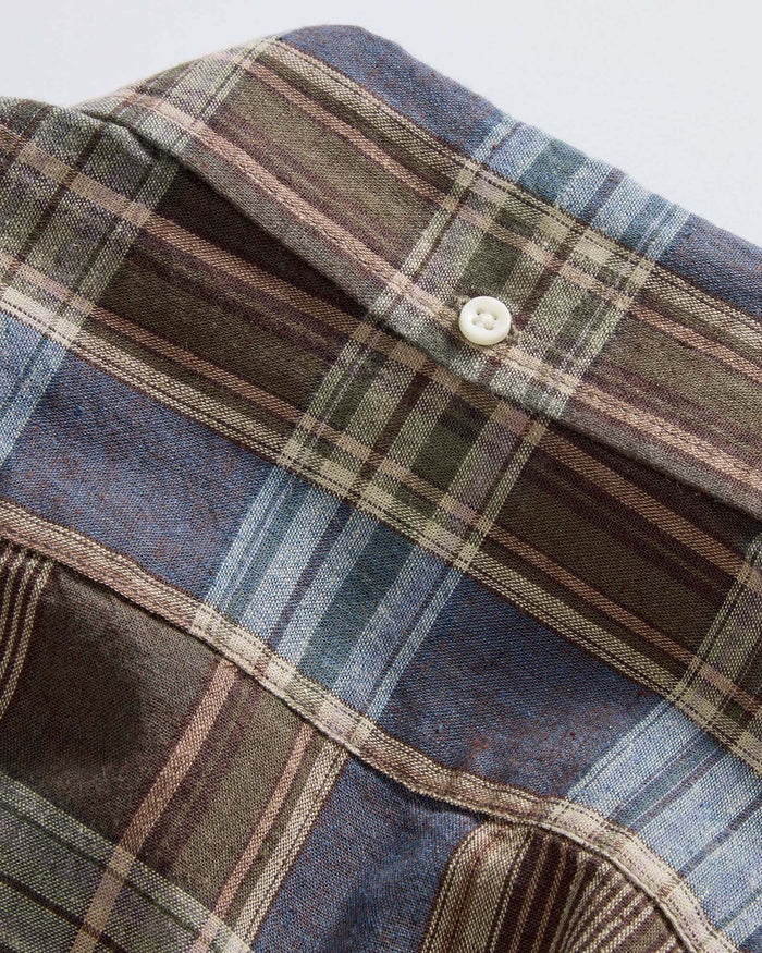 material shot of the back collar of The Short Sleeve Jack in Atlantic Blue Plaid