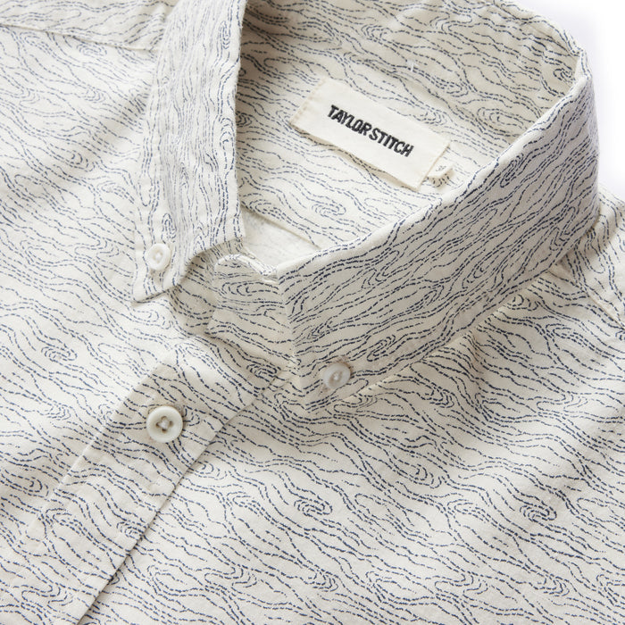 material shot of the collar on The Short Sleeve Jack in Gulf Stream
