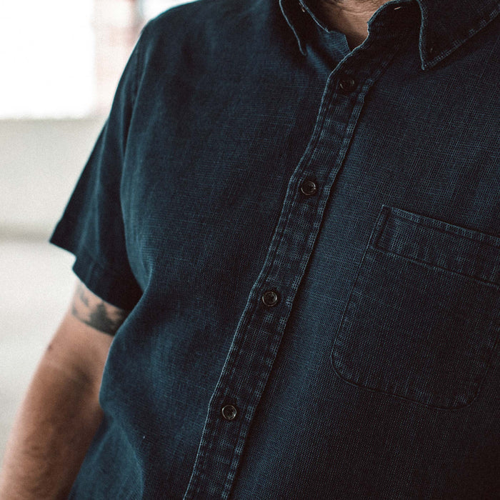 Our fit model wearing The Short Sleeve Jack in Mini Indigo Waffle.