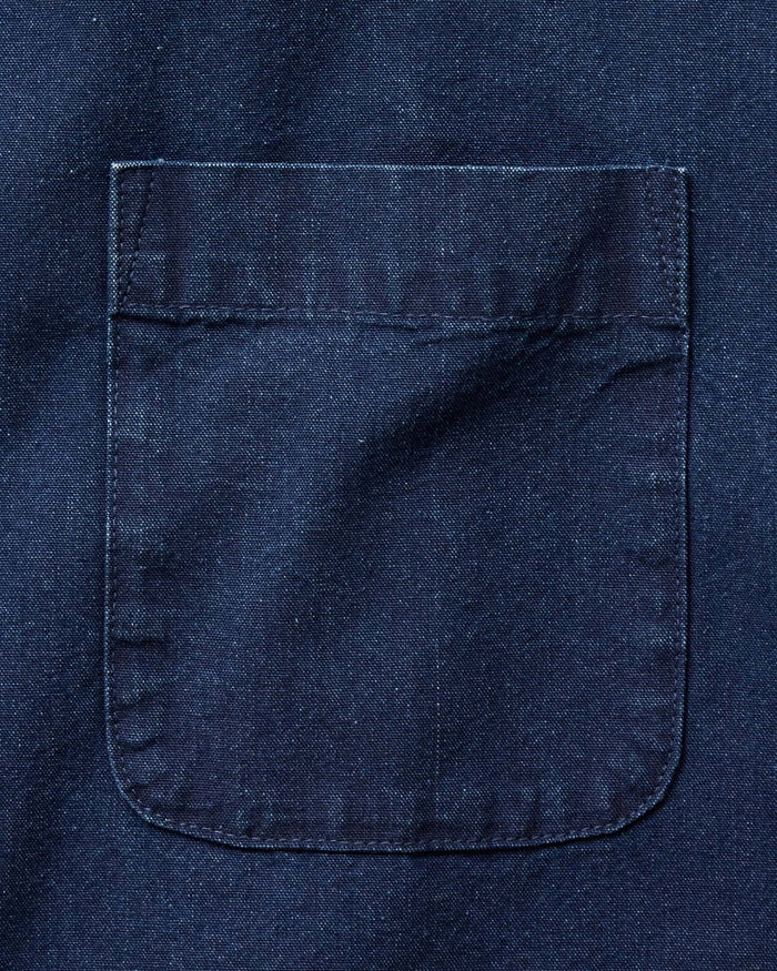 material shot of the fabric on The Short Sleeve Jack in Rinsed Indigo Oxford