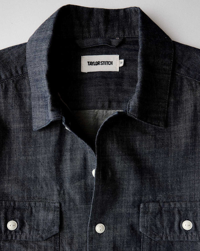 material shot of the collar on The Short Sleeve Mechanic Shirt in Rinsed Indigo Denim