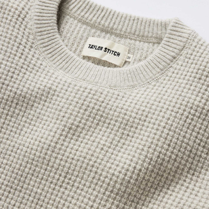 material shot of the collar on The Sidecountry Crew in Heather Fog Merino Waffle
