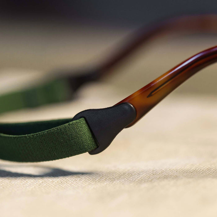 The Waylons in Chestnut, material shot of back