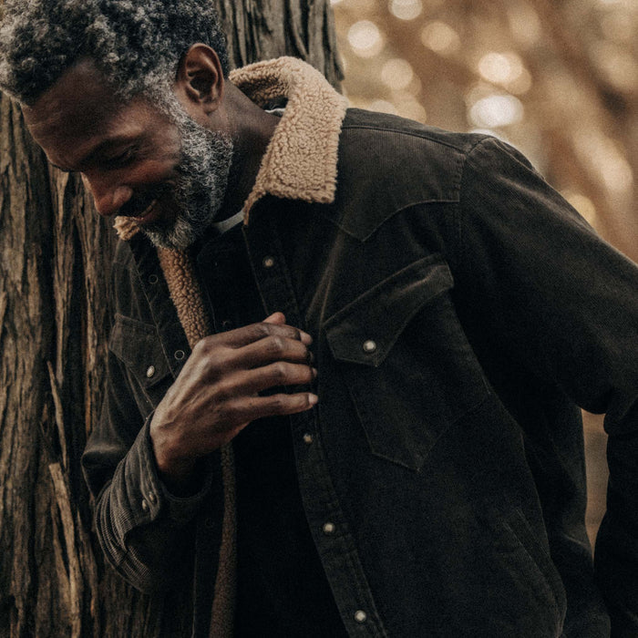 fit model wearing The Western Shirt Jacket in Soil Corduroy