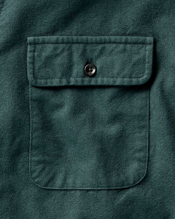 material shot of the pocket on The Yosemite Shirt in Dark Forest
