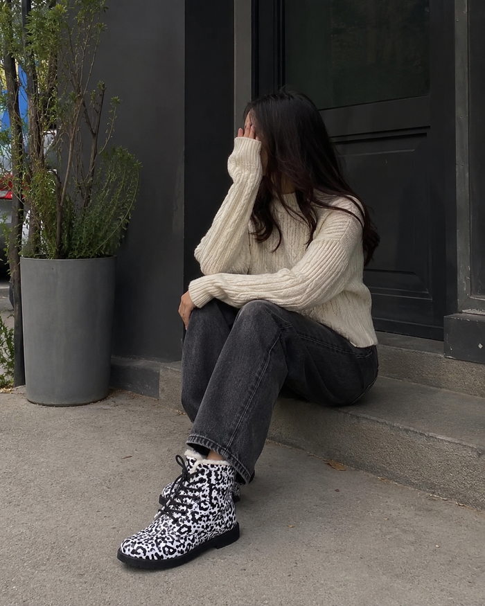 Women’s Leopard Print Fur-Lined Leather Boots — Cozy Winter Combat Style